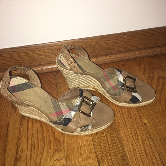 Burberry Nova Check Espadrille Sandals 👡 🇮🇹 - Picture 4 of 8